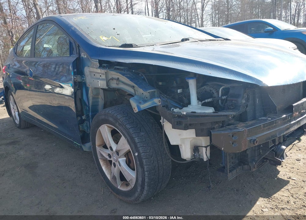 2013 HYUNDAI ELANTRA GLS VIN: KMHDH4AE4DU949444