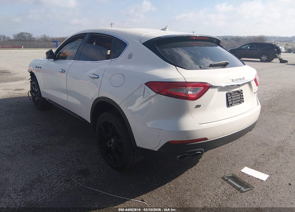 2018 MASERATI LEVANTE VIN: ZN661XUA0JX288306