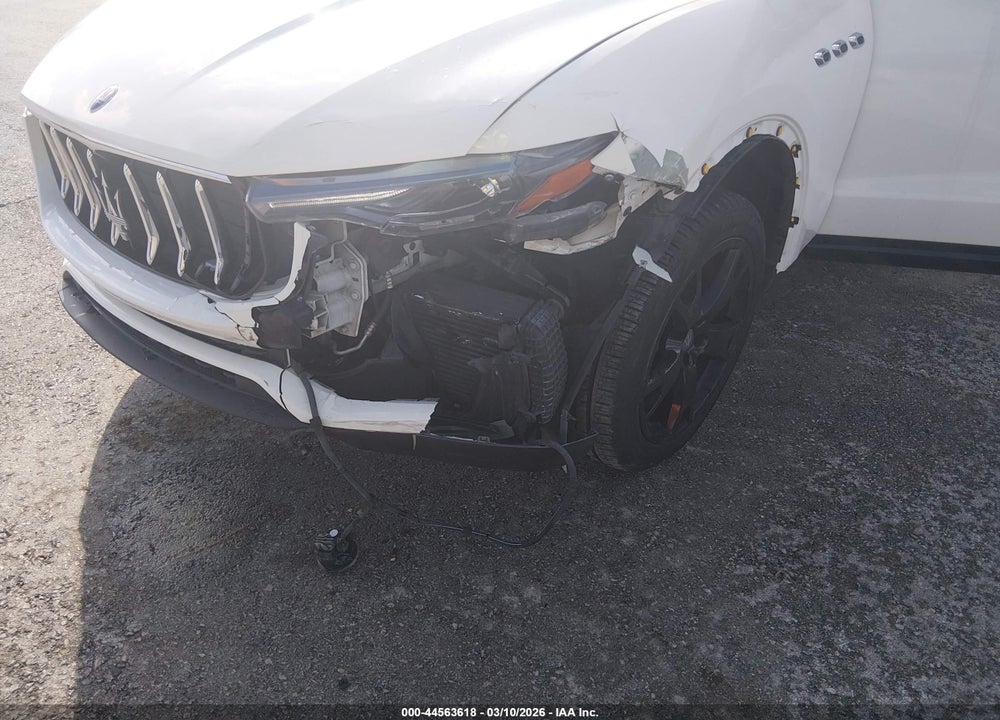 2018 MASERATI LEVANTE VIN: ZN661XUA0JX288306