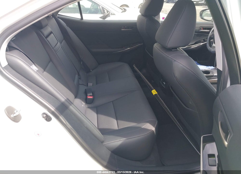 2017 LEXUS IS 200T VIN: JTHBA1D24H5052056