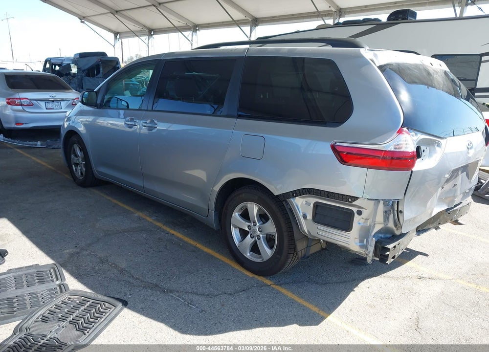 2016 TOYOTA SIENNA LE 8 PASSENGER VIN: 5TDKK3DC7GS730570