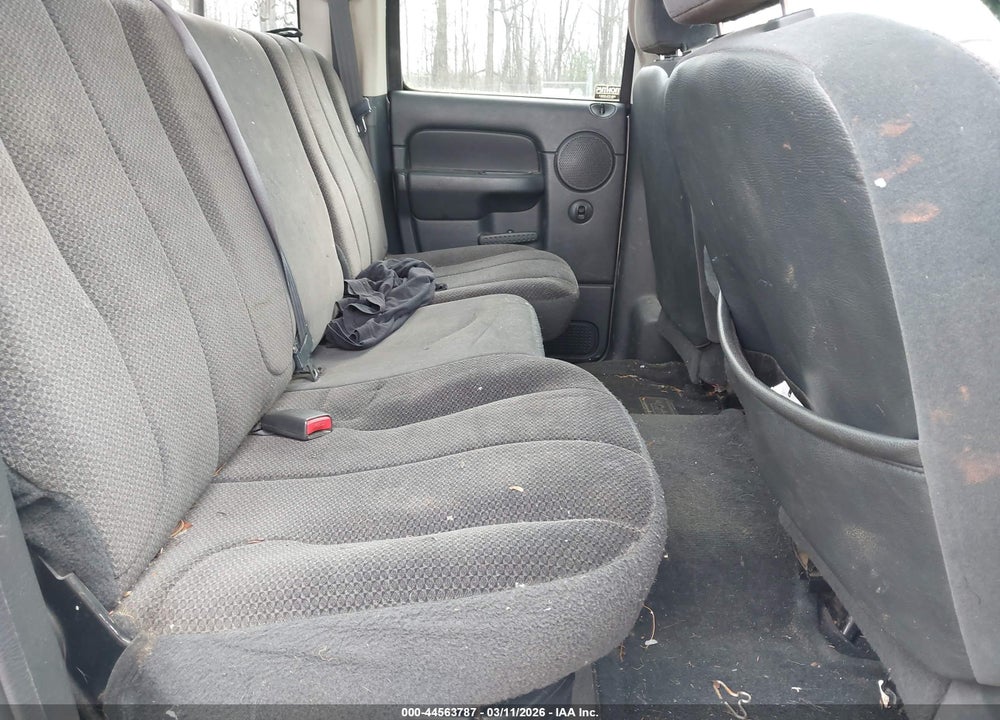 2002 DODGE RAM 1500 ST VIN: 3D7HU18N72G200889