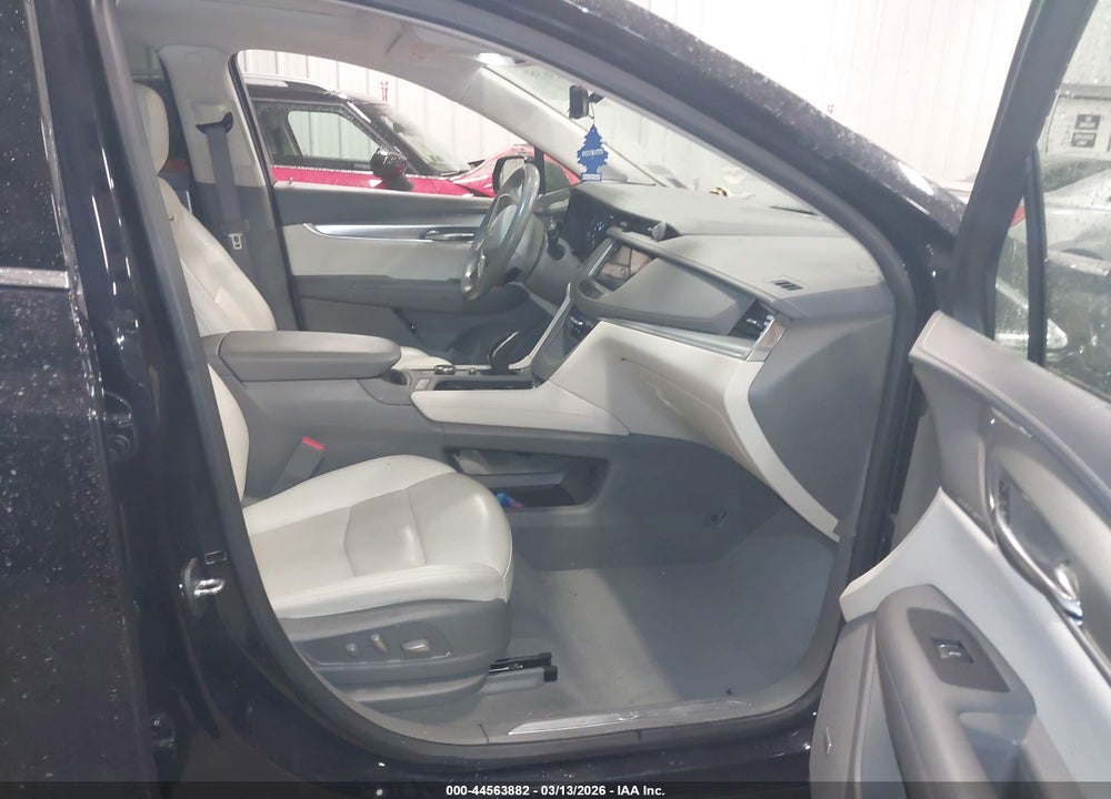 2022 CADILLAC XT5 AWD PREMIUM LUXURY VIN: 1GYKNDR48NZ110993