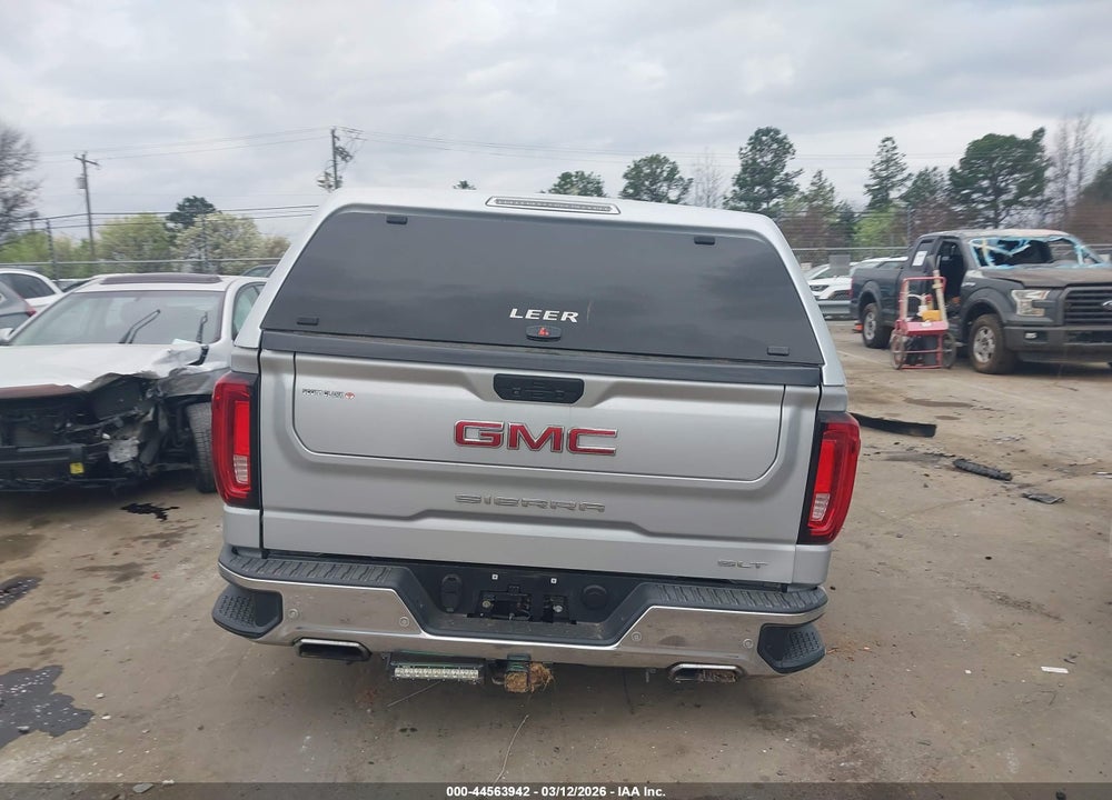 2019 GMC SIERRA 1500 SLT VIN: 1GTU9DED3KZ201996