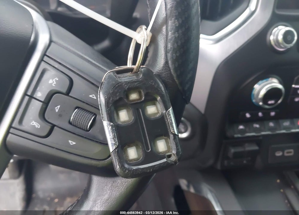 2019 GMC SIERRA 1500 SLT VIN: 1GTU9DED3KZ201996