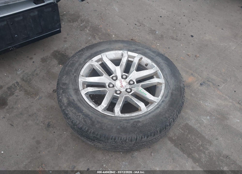 2019 GMC SIERRA 1500 SLT VIN: 1GTU9DED3KZ201996
