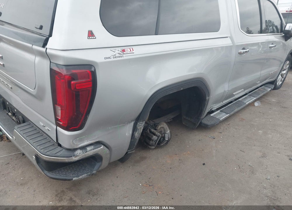 2019 GMC SIERRA 1500 SLT VIN: 1GTU9DED3KZ201996