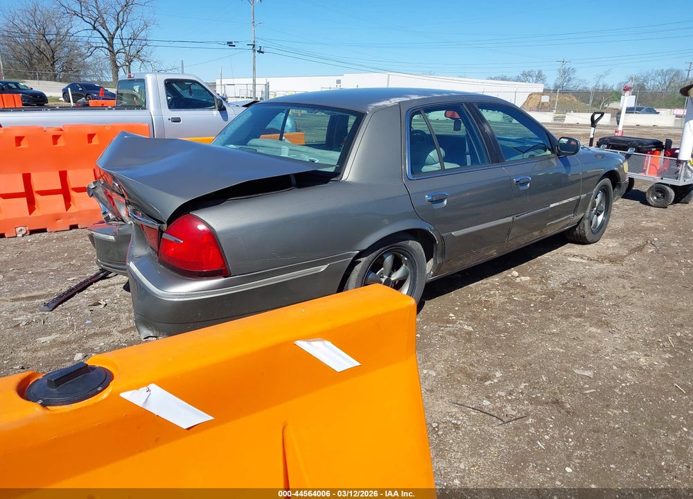 2000 MERCURY GRAND MARQUIS LS VIN: 2MEFM75W3YX622141