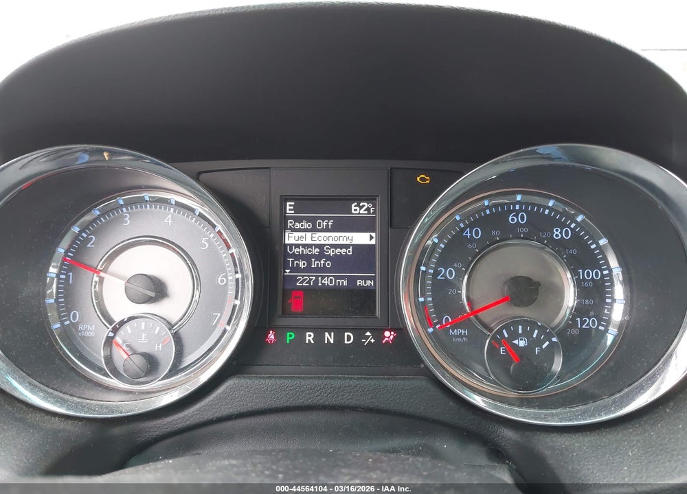 2014 CHRYSLER TOWN & COUNTRY TOURING VIN: 2C4RC1BGXER443090