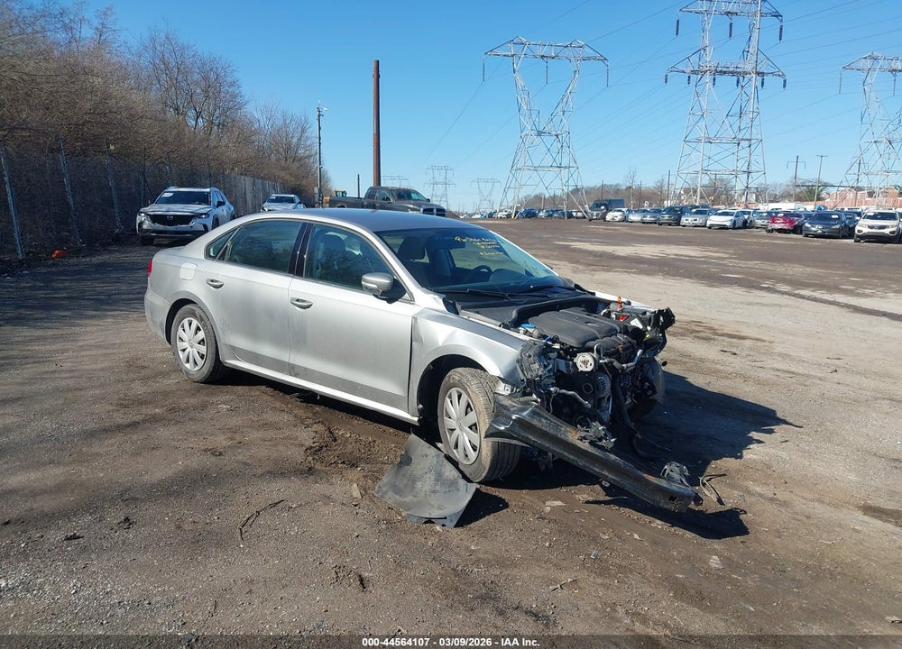 2013 VOLKSWAGEN PASSAT 2.5L S VIN: 1VWAP7A35DC063176