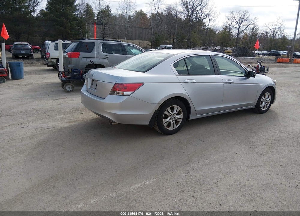 2008 HONDA ACCORD 2.4 LX-P VIN: JHMCP26408C006095