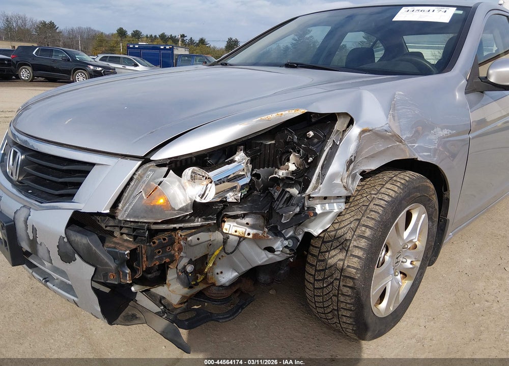 2008 HONDA ACCORD 2.4 LX-P VIN: JHMCP26408C006095