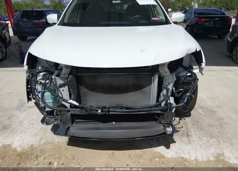 2019 NISSAN ROGUE S VIN: 5N1AT2MT2KC787350