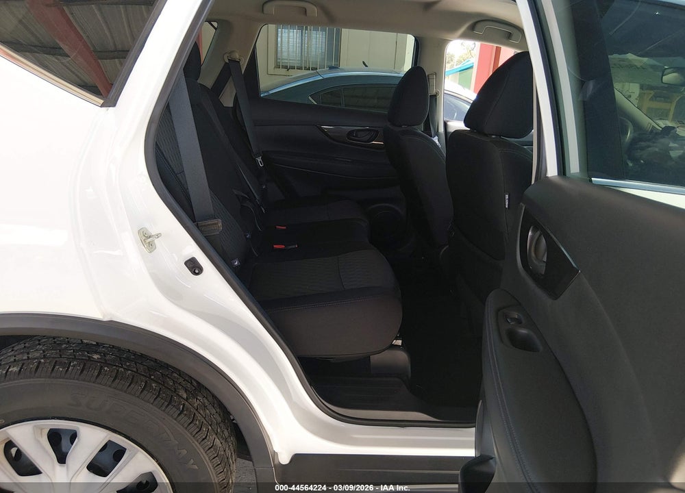 2019 NISSAN ROGUE S VIN: 5N1AT2MT2KC787350