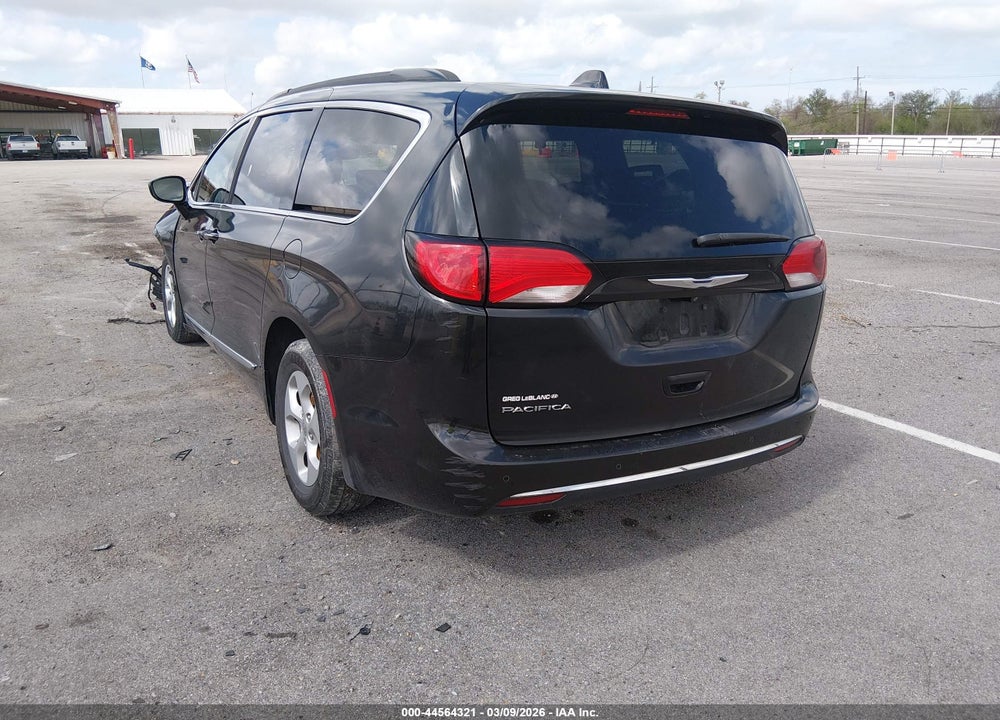 2017 CHRYSLER PACIFICA TOURING-L VIN: 2C4RC1BG3HR846851