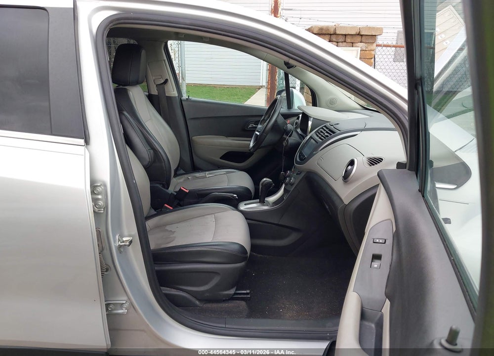 2015 CHEVROLET TRAX LT VIN: 3GNCJRSB5FL205829