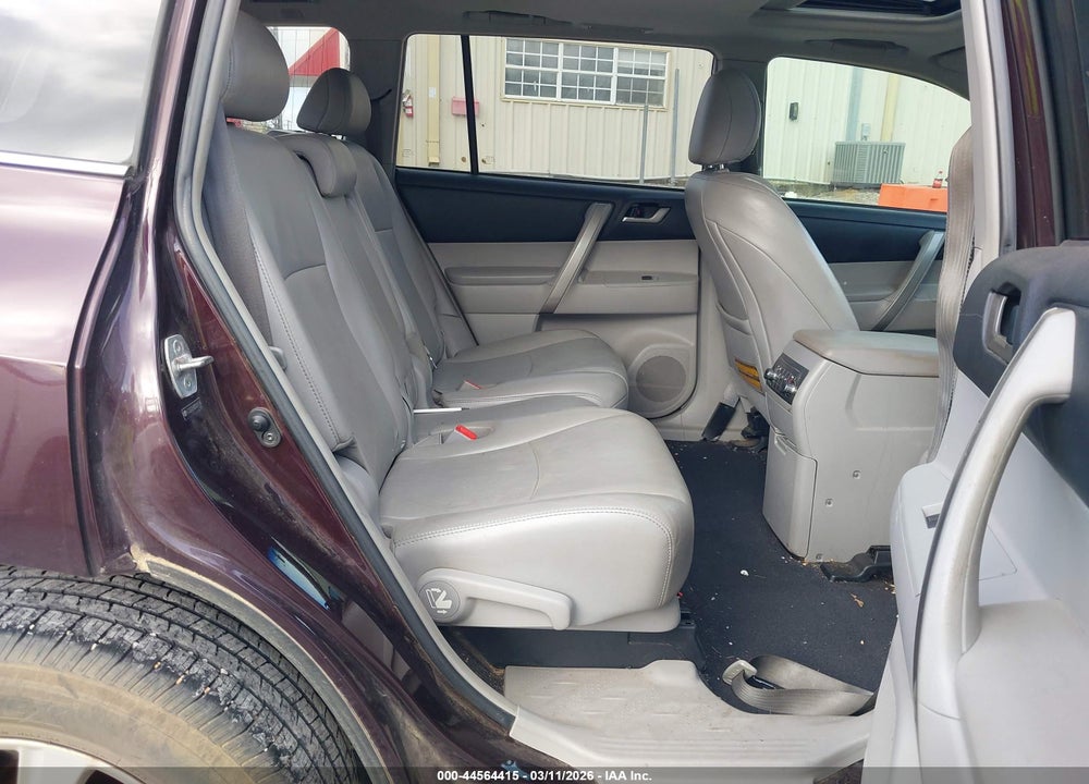 2013 TOYOTA HIGHLANDER PLUS/SE VIN: 5TDZK3EH0DS091596