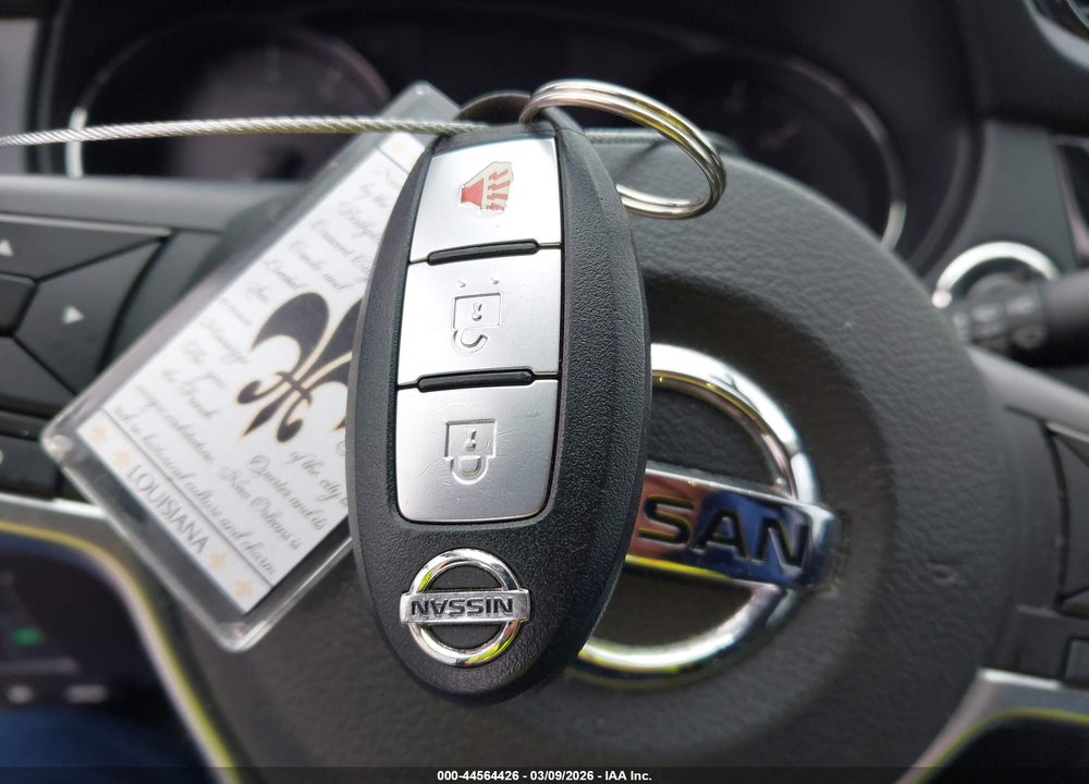2017 NISSAN ROGUE SPORT SV VIN: JN1BJ1CP1HW027093