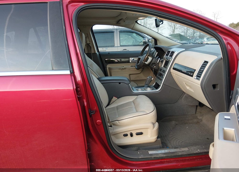 2010 LINCOLN MKX VIN: 2LMDJ8JC0ABJ04946