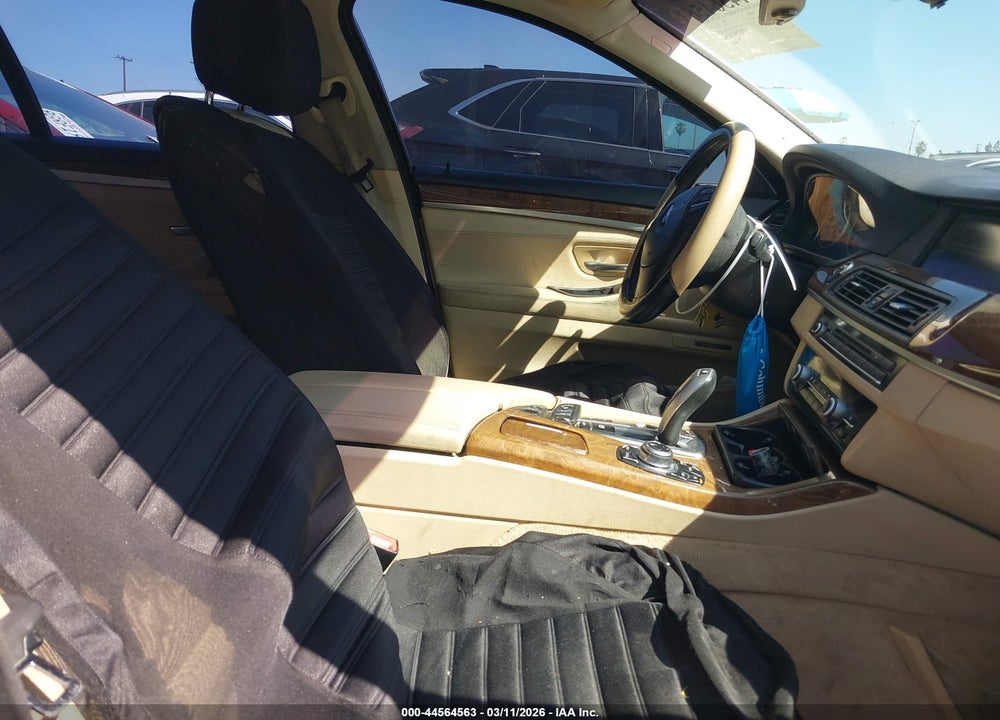 2012 BMW 528I XDRIVE VIN: WBAXH5C54CDW03815