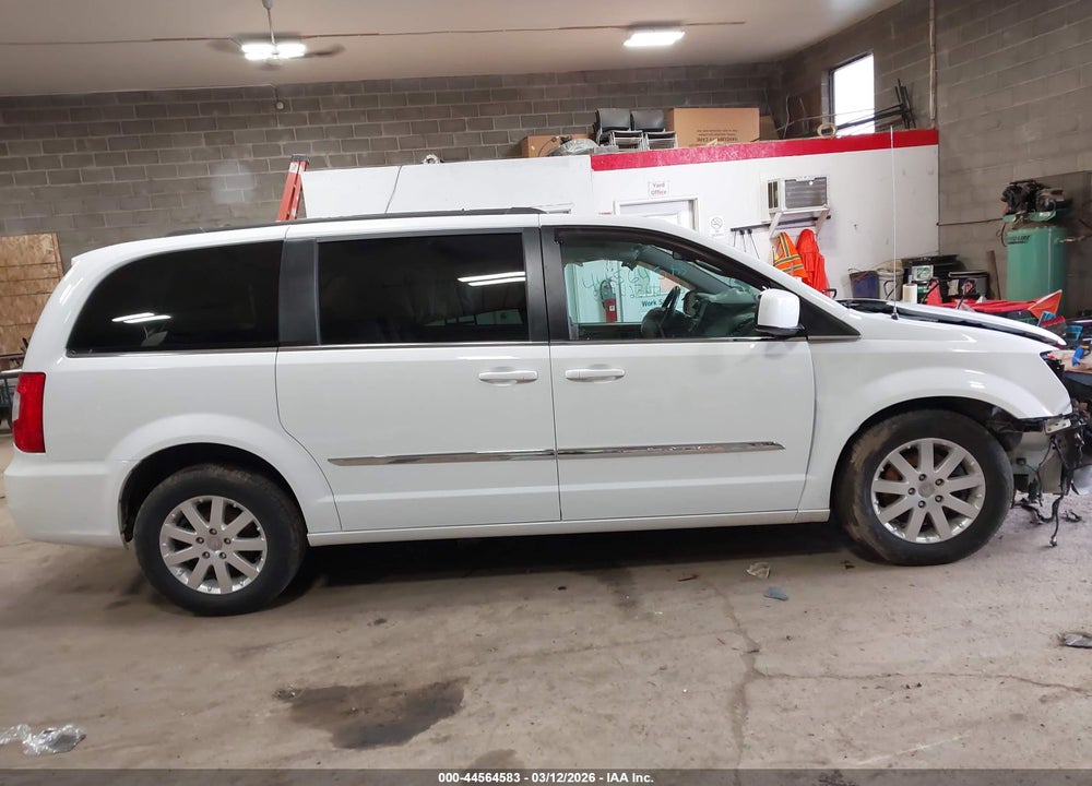 2016 CHRYSLER TOWN & COUNTRY TOURING VIN: 2C4RC1BG0GR156019