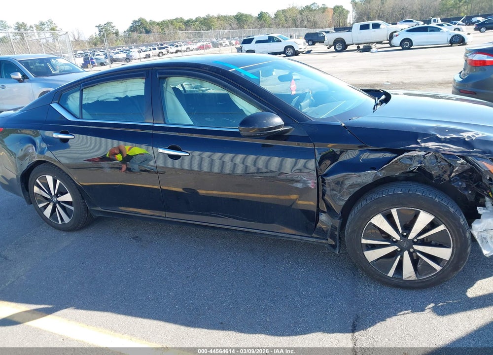 2021 NISSAN ALTIMA SV FWD VIN: 1N4BL4DV1MN349101