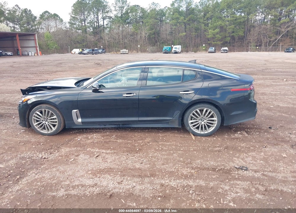 2018 KIA STINGER VIN: KNAE15LA8J6039368
