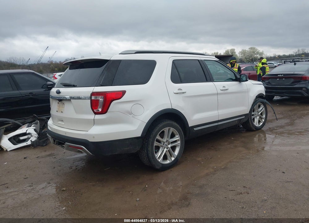 2017 FORD EXPLORER XLT VIN: 1FM5K7D88HGD62116