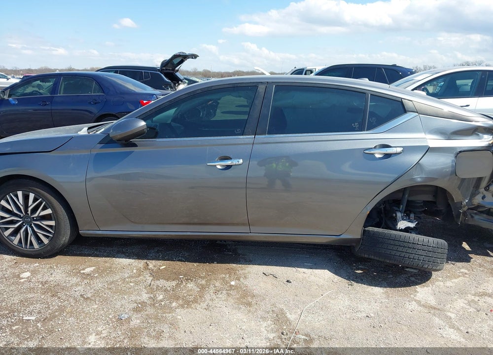 2023 NISSAN ALTIMA SV FWD VIN: 1N4BL4DV4PN334497