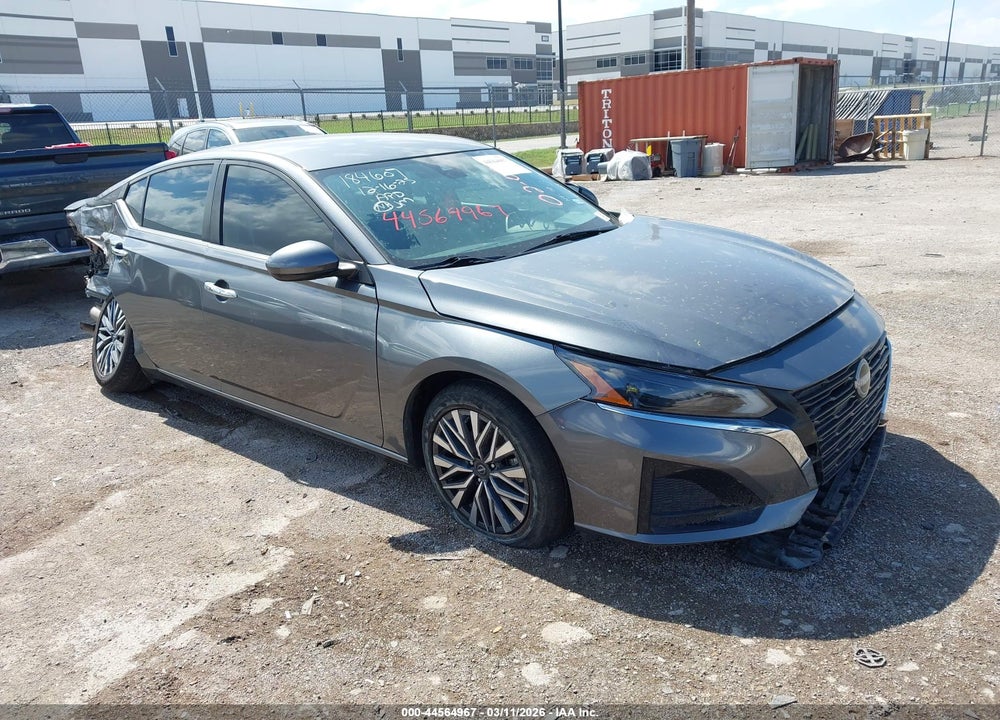 2023 NISSAN ALTIMA SV FWD VIN: 1N4BL4DV4PN334497