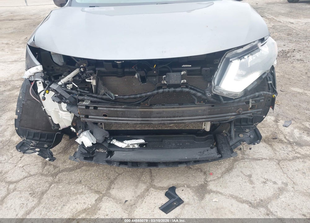 2017 NISSAN ROGUE SV VIN: 5N1AT2MV5HC893625