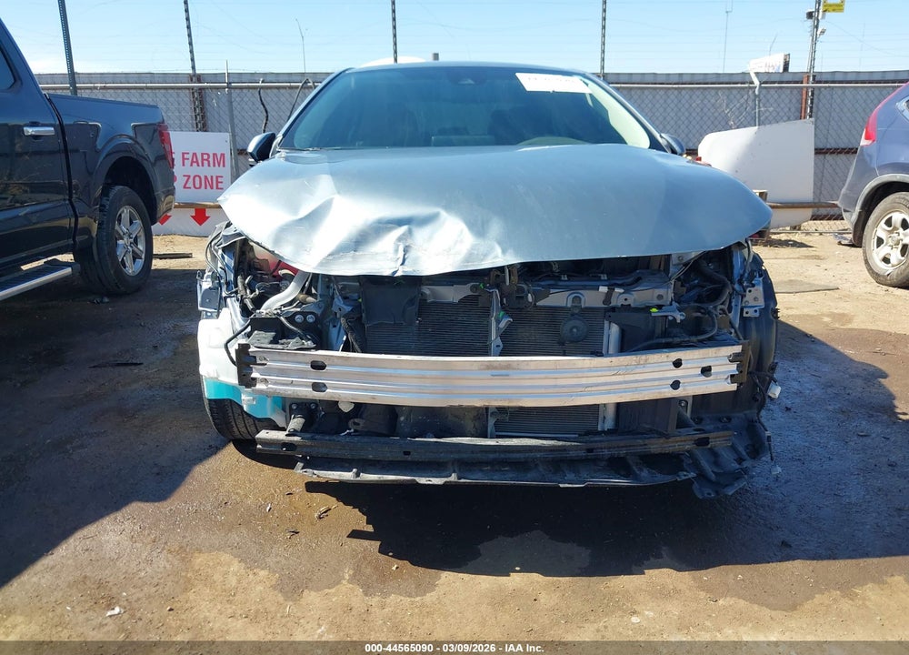 2022 TOYOTA COROLLA LE VIN: 5YFEPMAE4NP375597