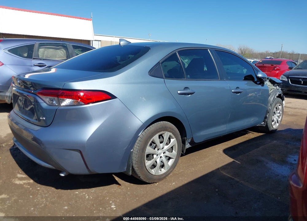 2022 TOYOTA COROLLA LE VIN: 5YFEPMAE4NP375597
