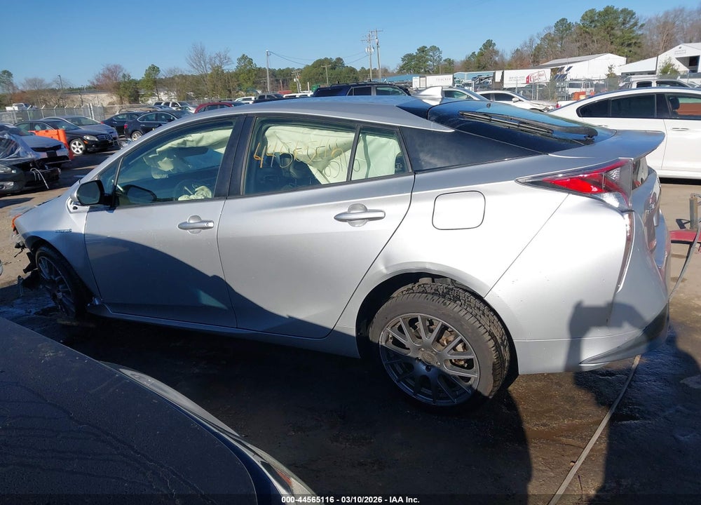 2016 TOYOTA PRIUS THREE TOURING VIN: JTDKARFU2G3000823
