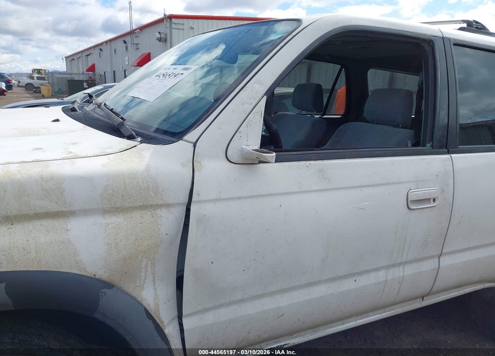 1999 TOYOTA 4RUNNER SR5 V6 VIN: JT3GN86R6X0135566