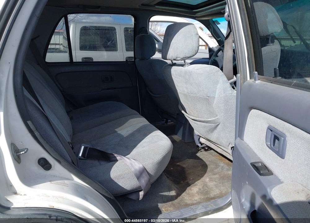 1999 TOYOTA 4RUNNER SR5 V6 VIN: JT3GN86R6X0135566