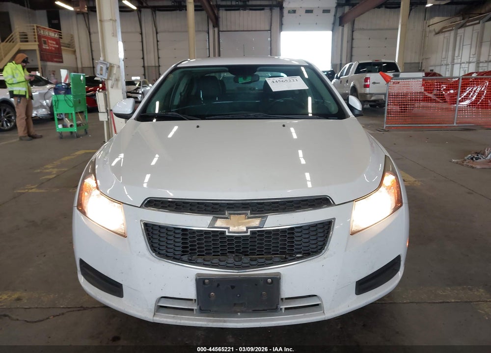 2014 CHEVROLET CRUZE 1LT AUTO VIN: 1G1PC5SB5E7231002
