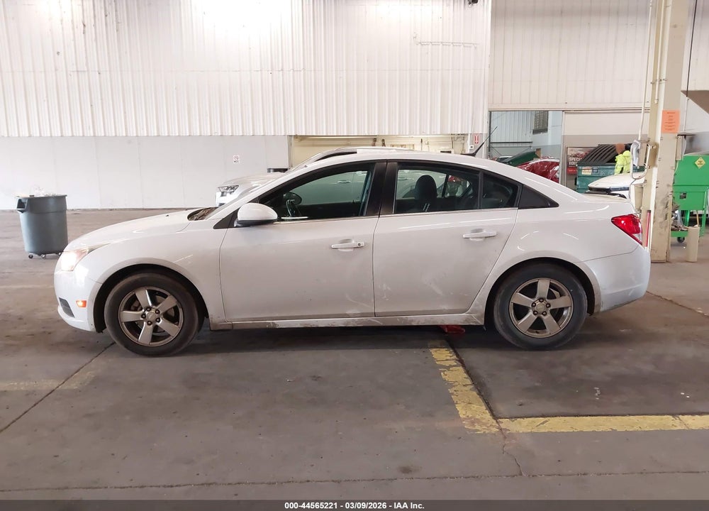 2014 CHEVROLET CRUZE 1LT AUTO VIN: 1G1PC5SB5E7231002