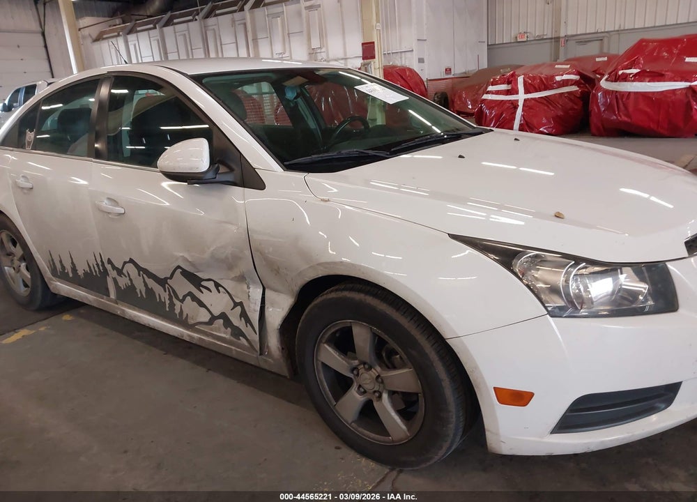 2014 CHEVROLET CRUZE 1LT AUTO VIN: 1G1PC5SB5E7231002
