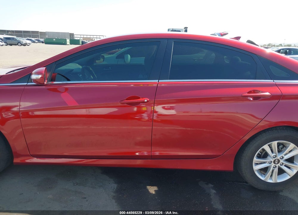 2014 HYUNDAI SONATA GLS VIN: 5NPEB4AC0EH890817