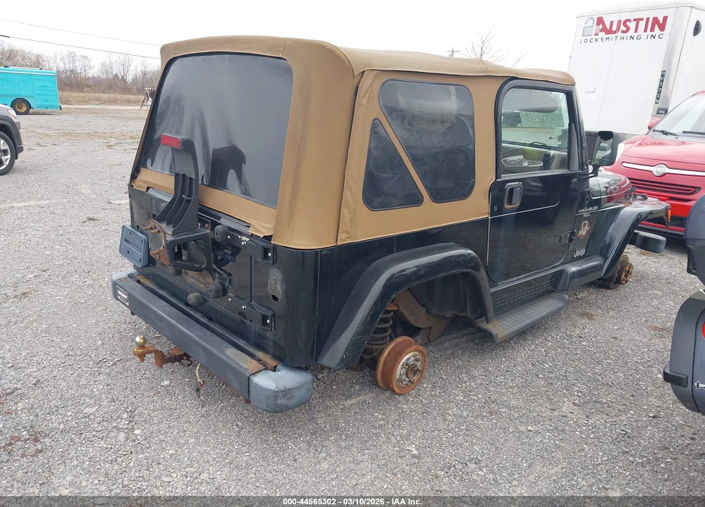 2000 JEEP WRANGLER SAHARA VIN: 1J4FA59S4YP704983