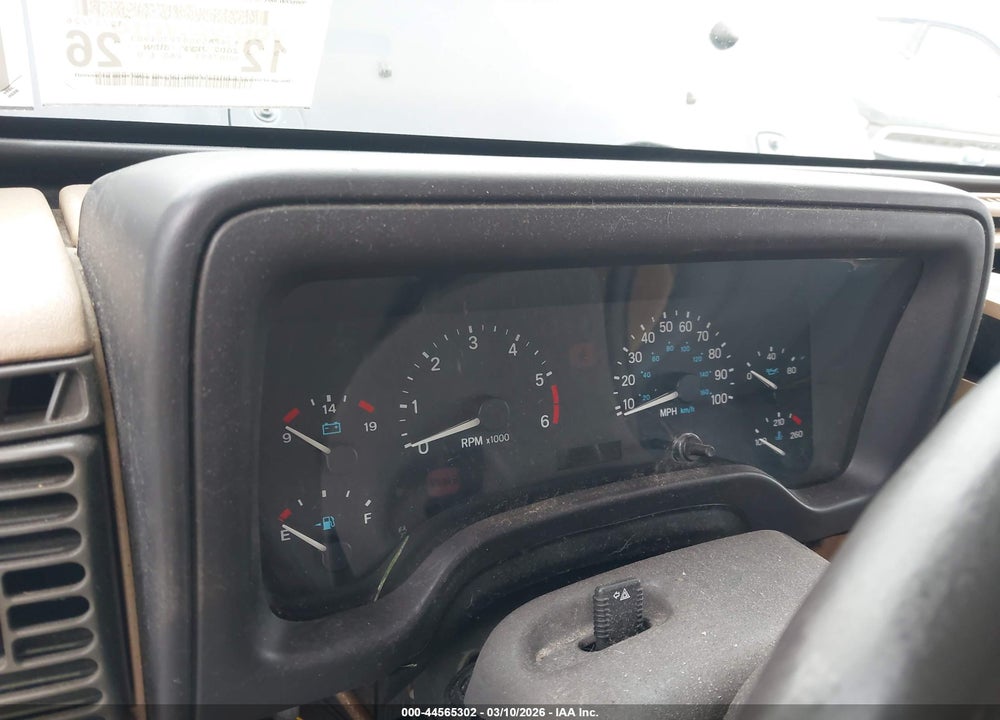 2000 JEEP WRANGLER SAHARA VIN: 1J4FA59S4YP704983