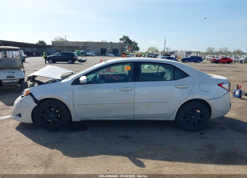 2017 TOYOTA COROLLA LE VIN: 5YFBURHE5HP699841