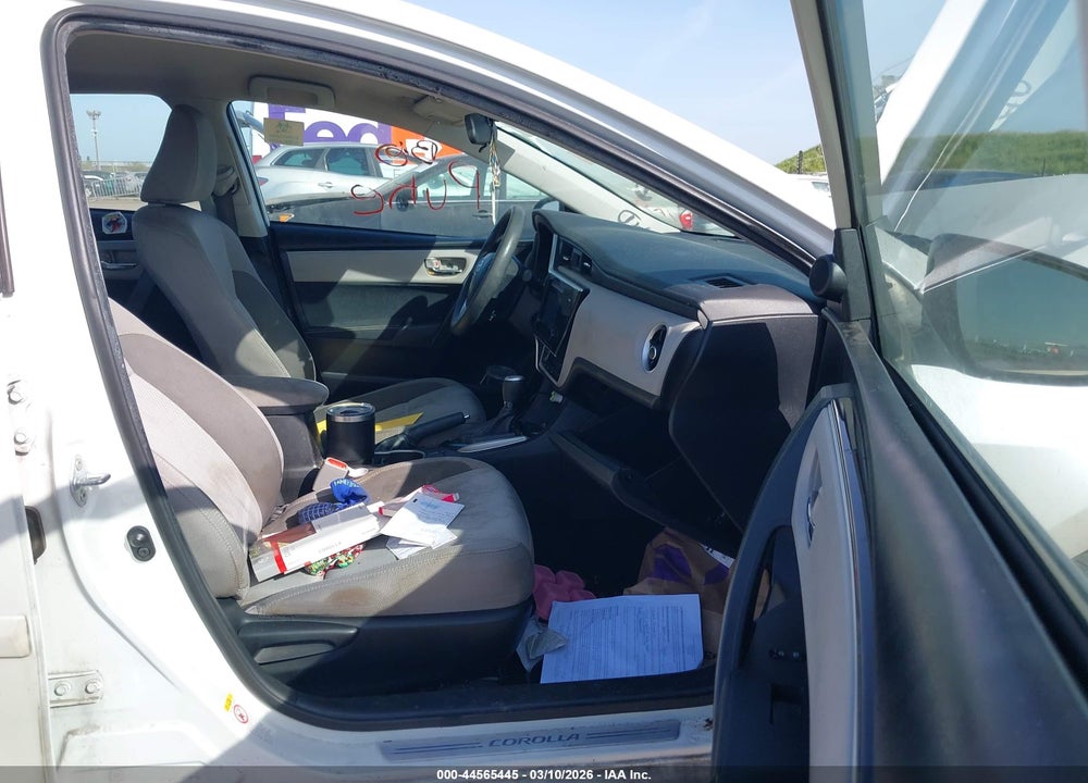 2017 TOYOTA COROLLA LE VIN: 5YFBURHE5HP699841