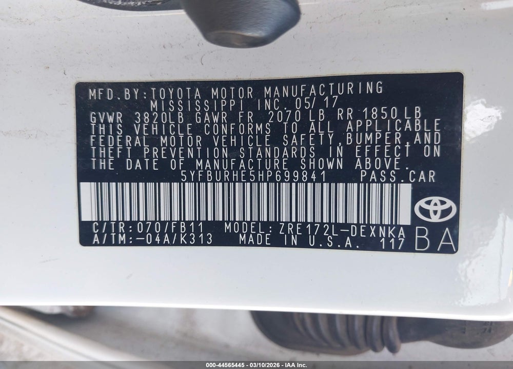 2017 TOYOTA COROLLA LE VIN: 5YFBURHE5HP699841