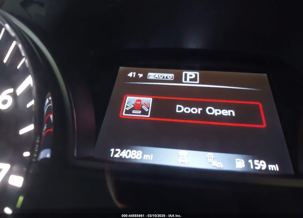 2017 NISSAN PATHFINDER PLATINUM VIN: 5N1DR2MMXHC678888