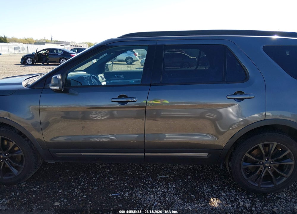 2017 FORD EXPLORER XLT VIN: 1FM5K7D86HGC48860