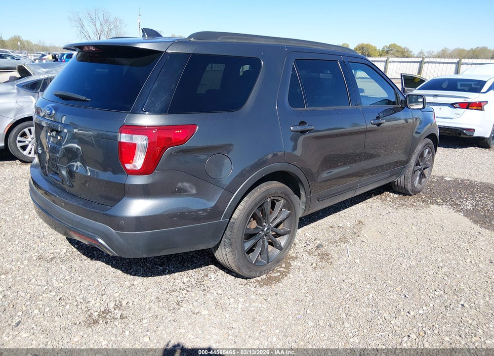 2017 FORD EXPLORER XLT VIN: 1FM5K7D86HGC48860