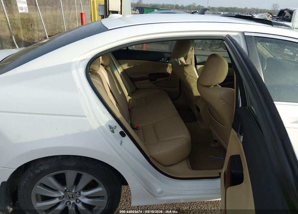2011 HONDA ACCORD 2.4 EX-L VIN: 1HGCP2F81BA078805