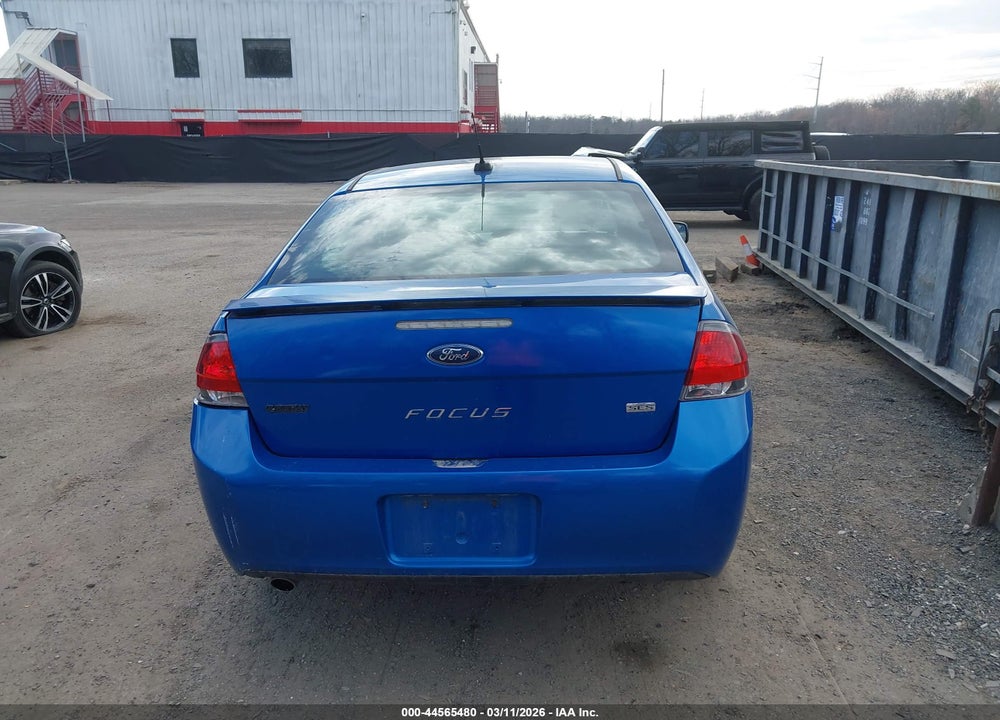 2011 FORD FOCUS SES VIN: 1FAHP3GN2BW133124